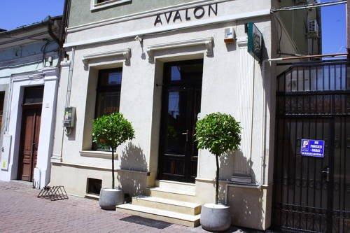 Avalon Rooms